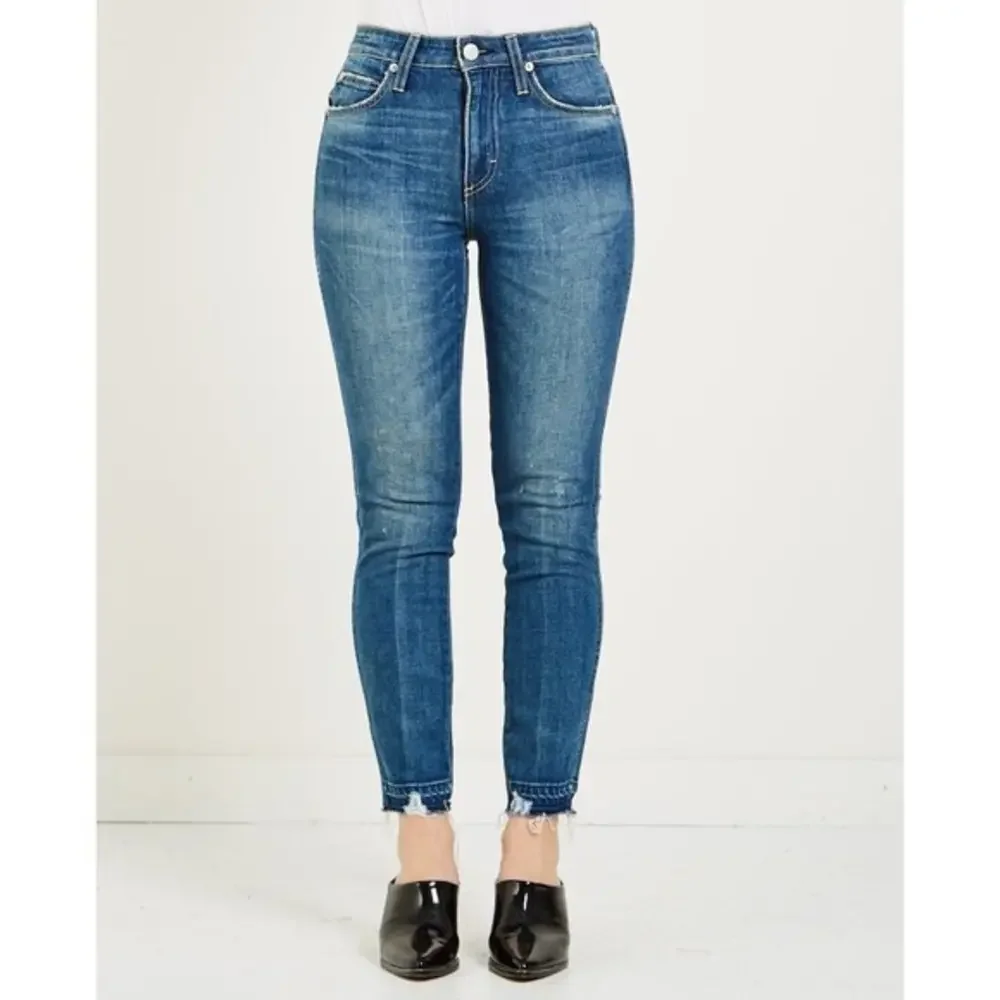 AMO Jeans Size 28 High Rise Stix Crop Rambler Made In USA Distressed Medium Blue - Picture 1 of 8